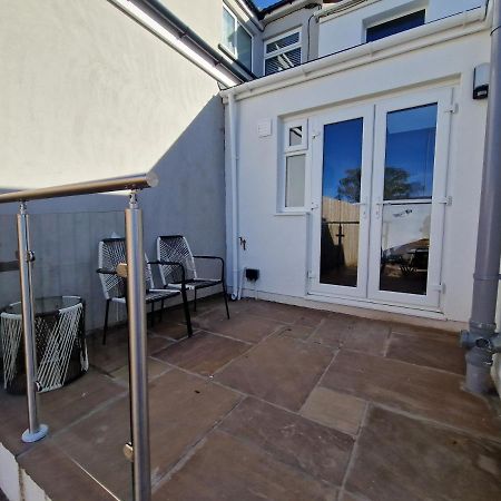 3 Bedroom Stylish Home Merthyr Merthyr Tydfil Exterior foto